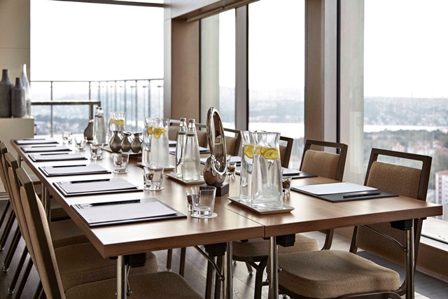 Renaissance İstanbul Polat Bosphorus Hotel  
