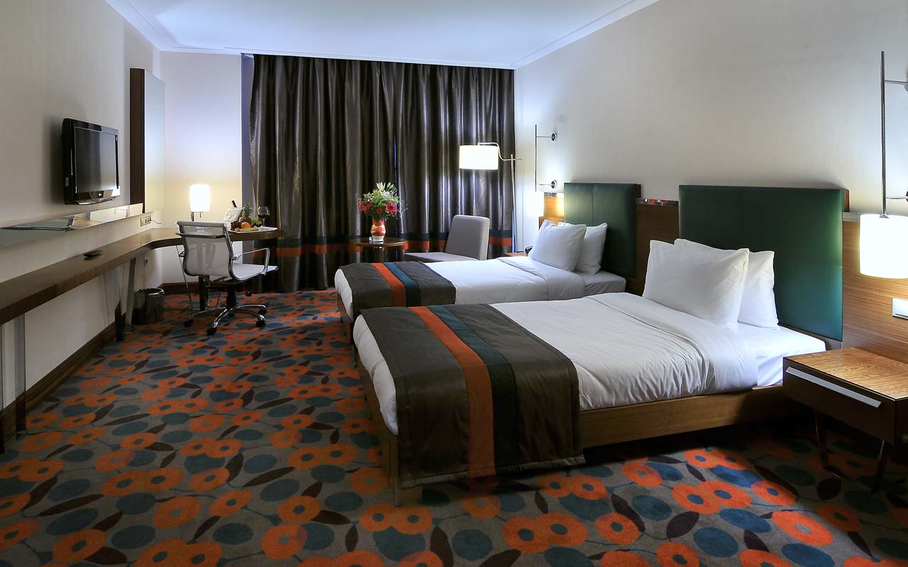 DoubleTree by Hilton Van   
