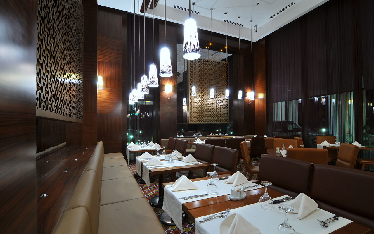 DoubleTree by Hilton Van   