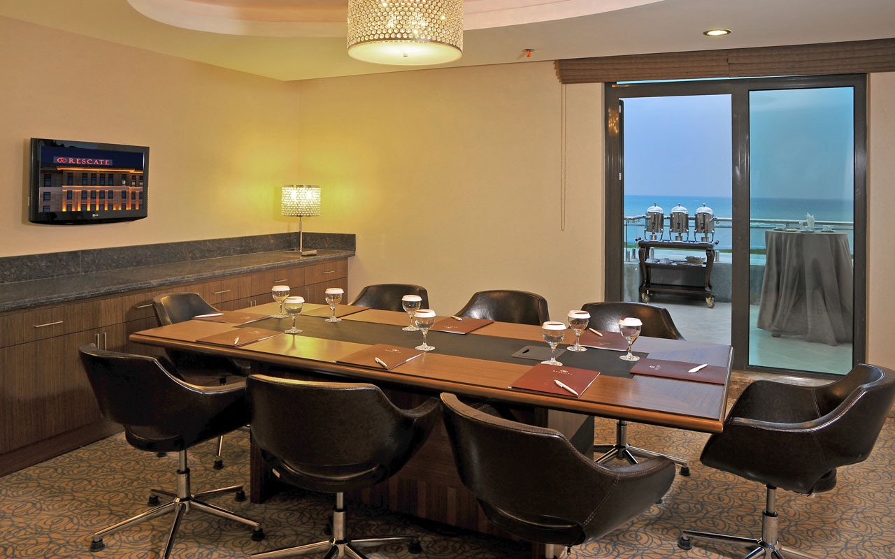 DoubleTree by Hilton Van   