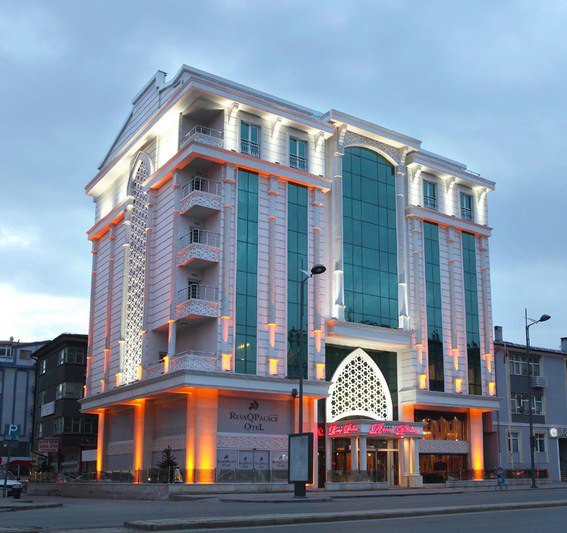 Revag Palace Hotel  