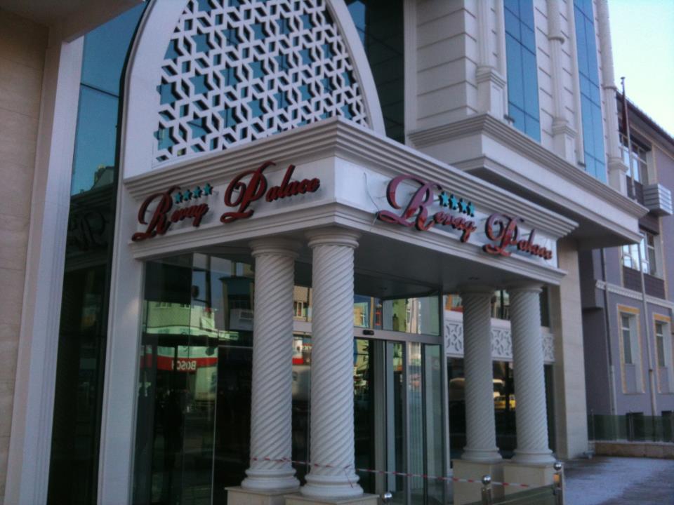 Revag Palace Hotel  