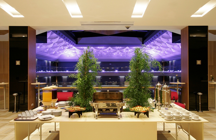 Richmond Nua Wellness Spa / Fuaye