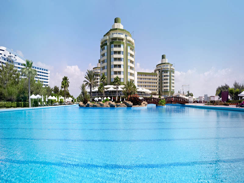 Rixos Hotel Lares  