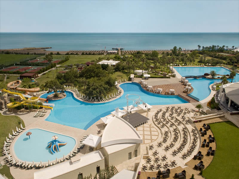 Rixos Hotel Lares  