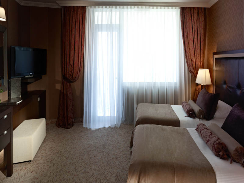 Rixos Hotel Lares  