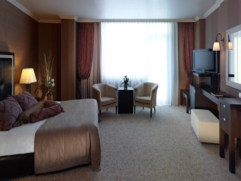 Rixos Hotel Lares  