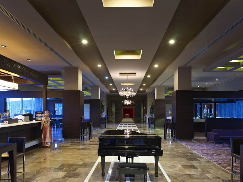 Rixos Hotel Lares  