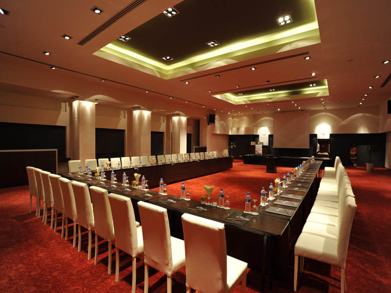Rixos Hotel Lares  