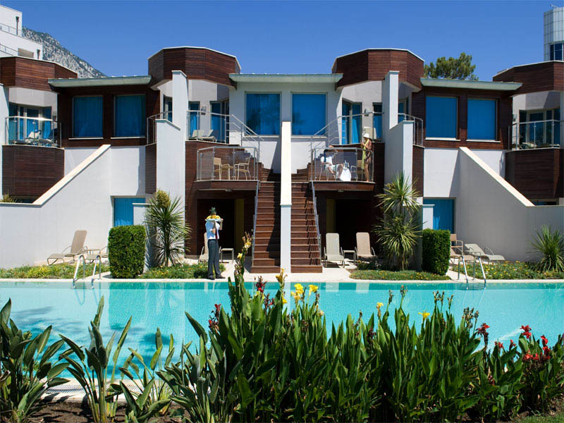 Rixos Hotel Sungate  