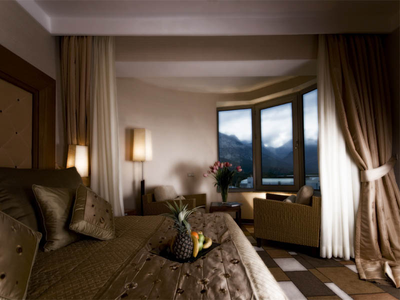 Rixos Hotel Sungate  