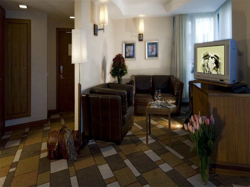 Rixos Hotel Sungate  