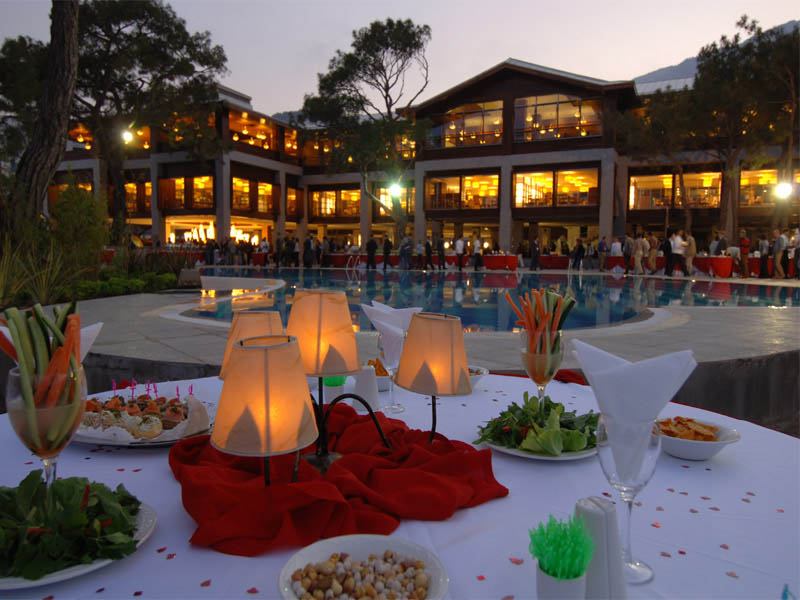 Rixos Hotel Sungate  
