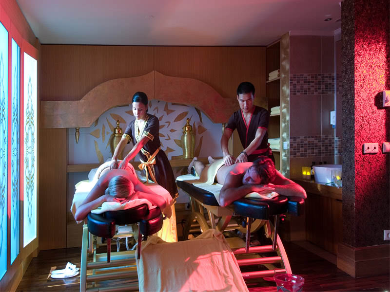 Rixos Hotel Sungate  