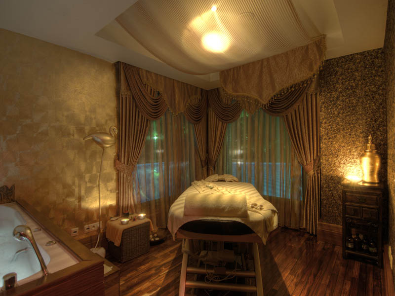 Rixos Hotel Sungate  