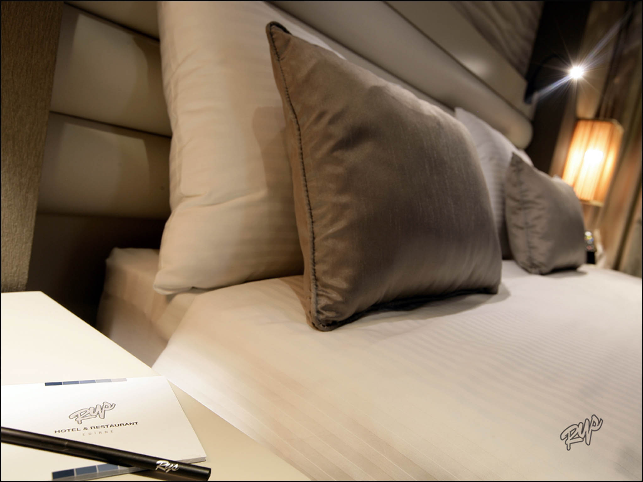 RYS Hotel / SUIT ODA