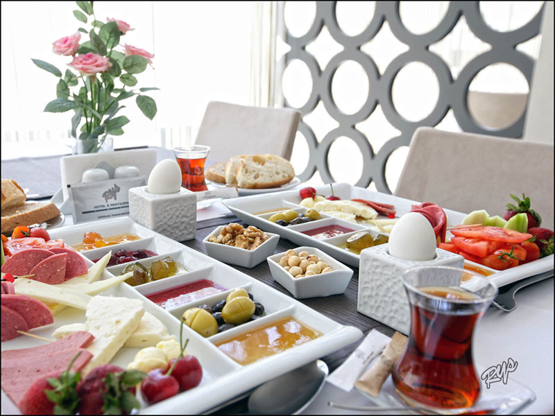 RYS Hotel / BLU RESTAURANT