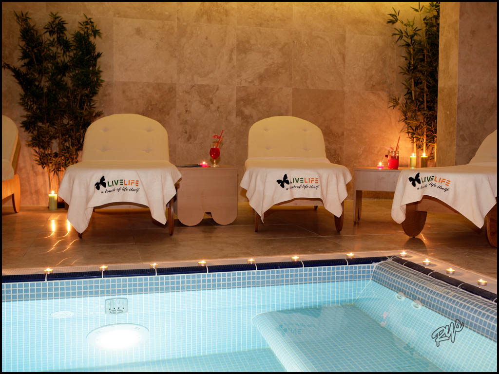 RYS Hotel / LIVE LIFE SPA