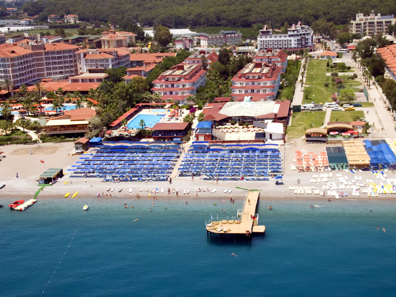 Sailor's Beach Club  