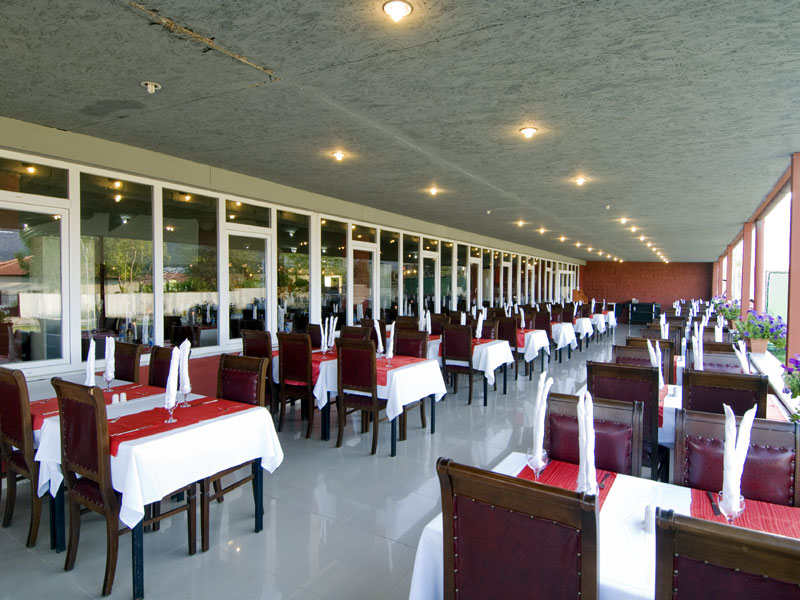 Sailor's Beach Club  