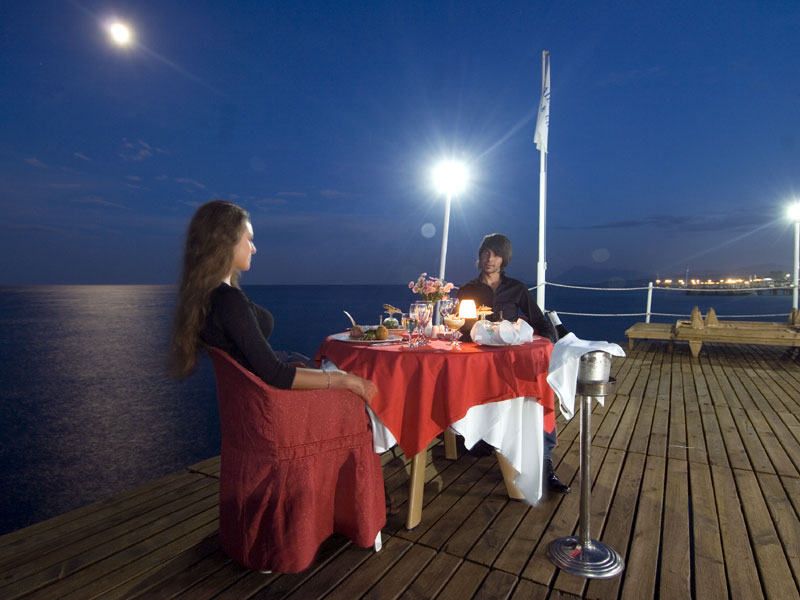 Sailor's Beach Club  