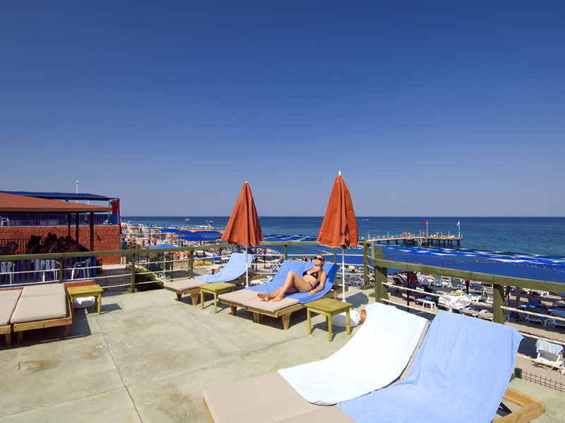 Sailor's Beach Club  