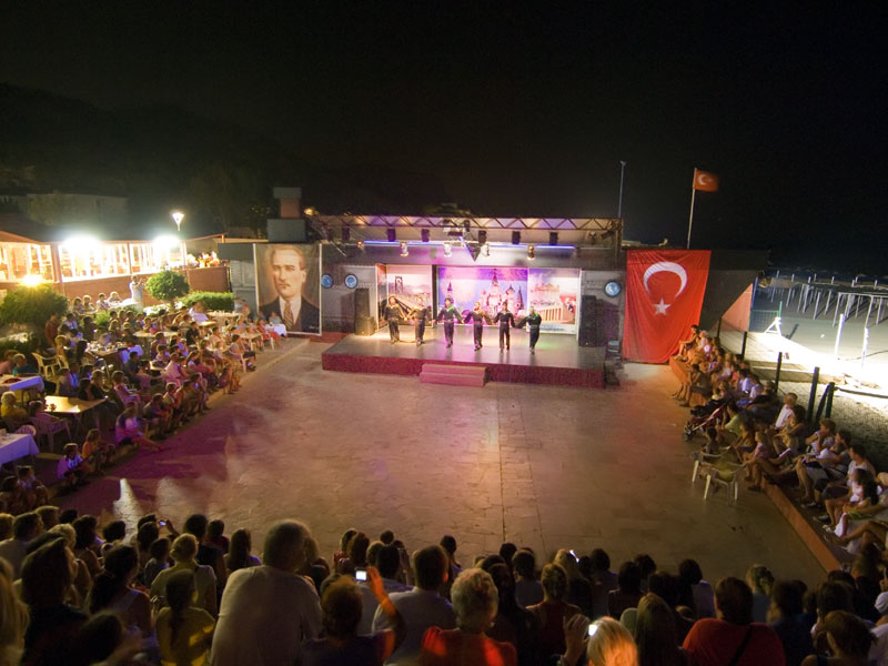 Sailor's Beach Club  