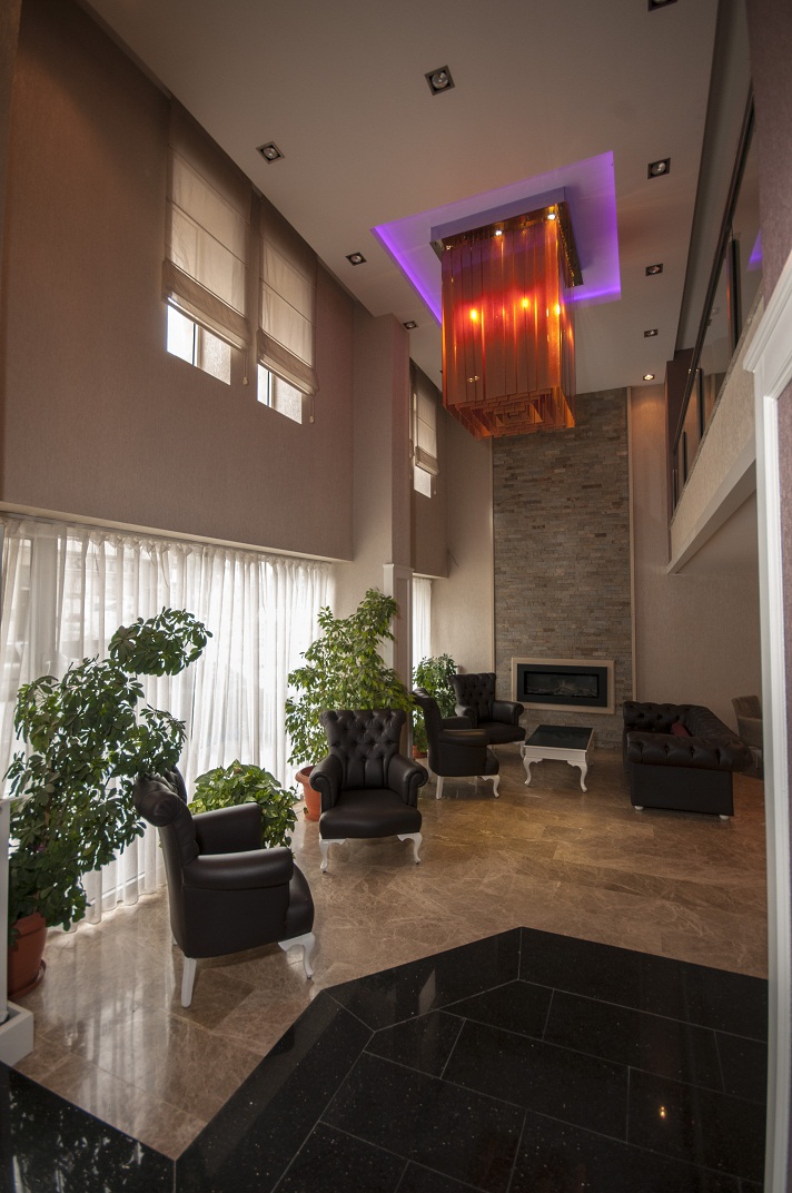 Saros Hotel  