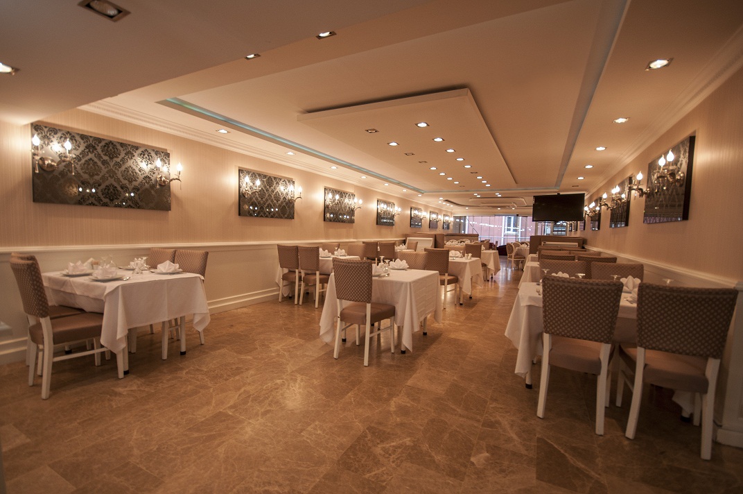 Saros Hotel  