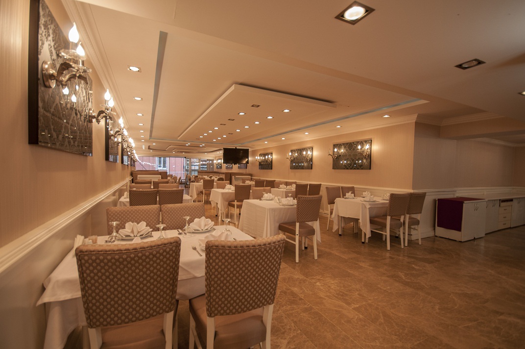 Saros Hotel  