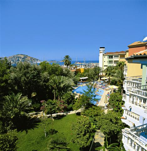 Sentido Marina Suites  