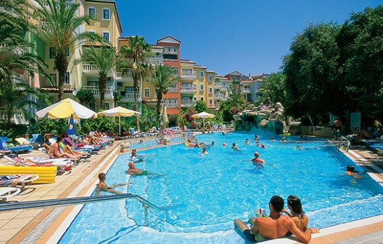 Sentido Marina Suites  
