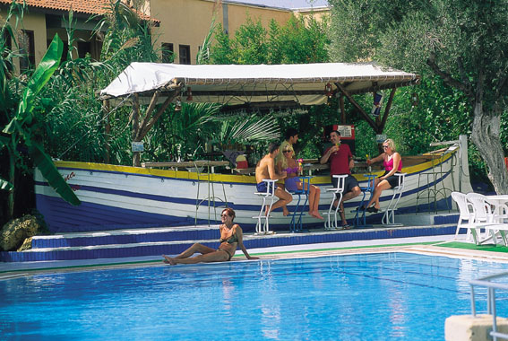 Sentido Marina Suites  