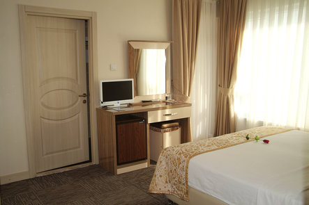 Şereflikoçhisar Yıldırım Hotel  