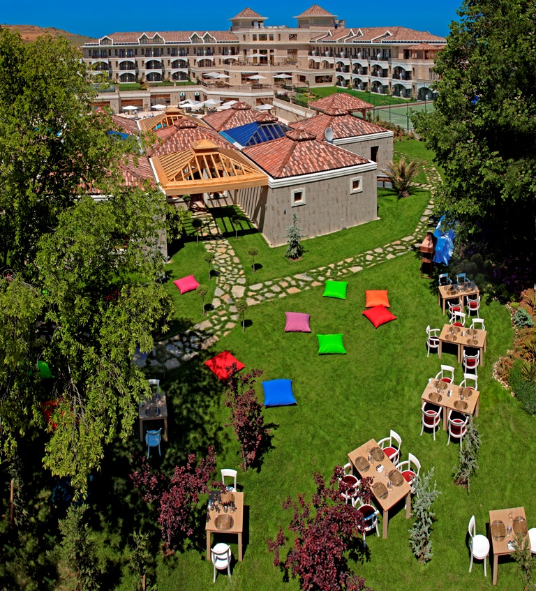 The Sign Şile Hotel &Spa / Hokus Bahçe