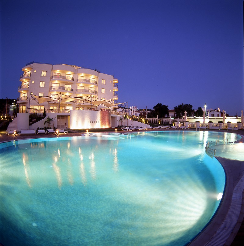 Sisus Hotel Çeşme  