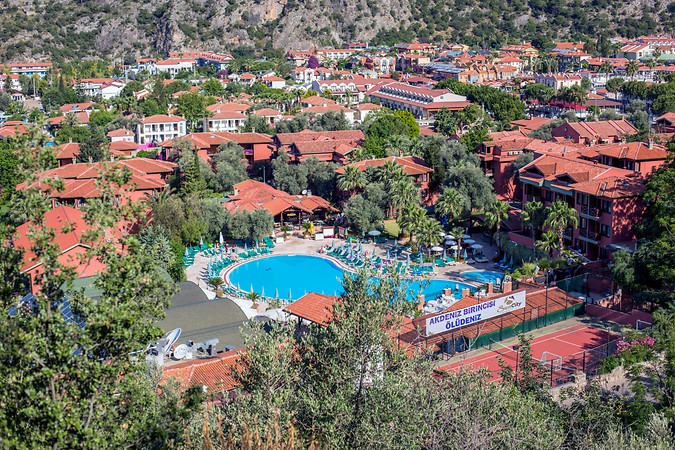 Suncity Hotel & Beach Club  