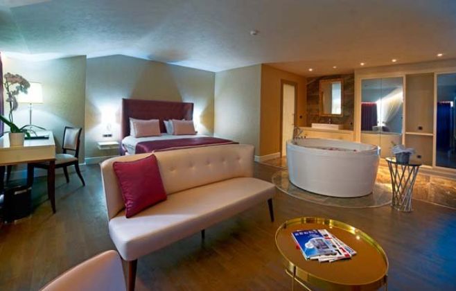 Taba Luxury Suites  