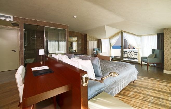 Taba Luxury Suites  