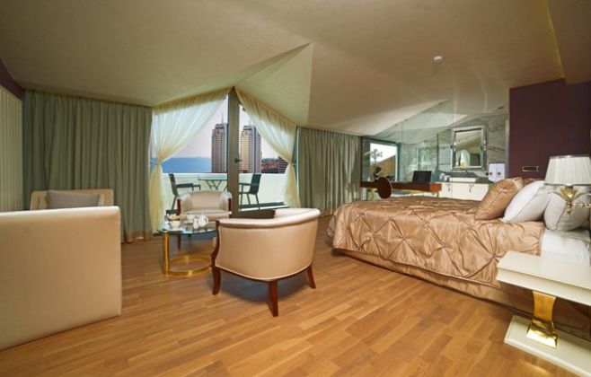 Taba Luxury Suites  