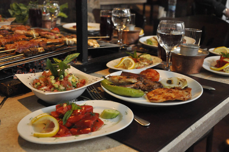 Tamara Business Hotel / Ocakbaşı Mangal Keyfi.