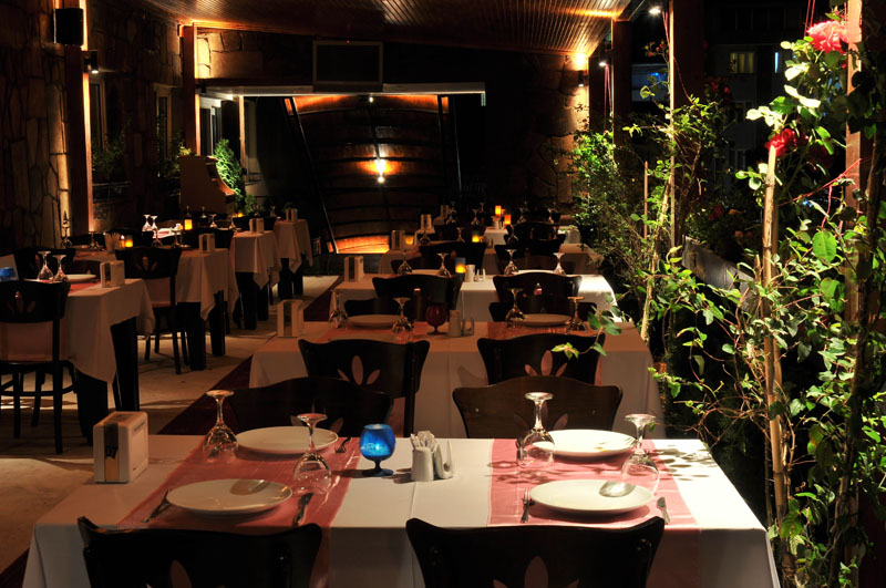 Tamara Business Hotel / Teras Restaurant