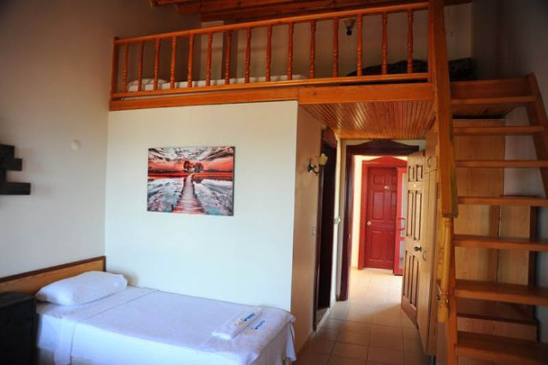 Teos Ormancı Tatil Köyü  