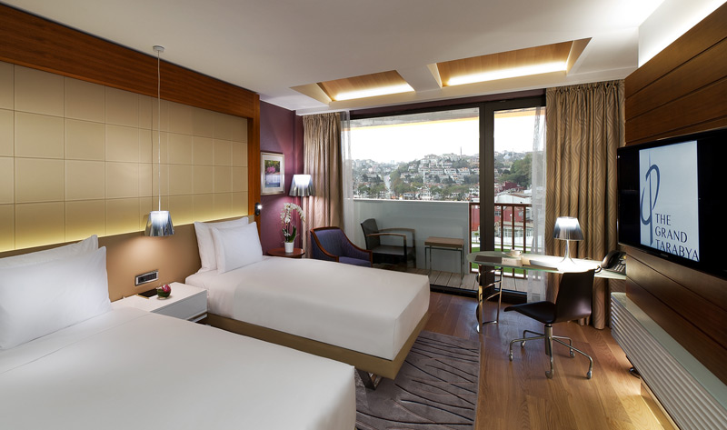 The Grand Tarabya Otel / marina manzaralı suit oda
