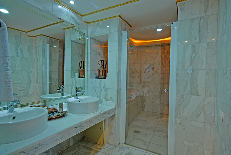Tourist Hotel Kapadokya / kraliçe suit
