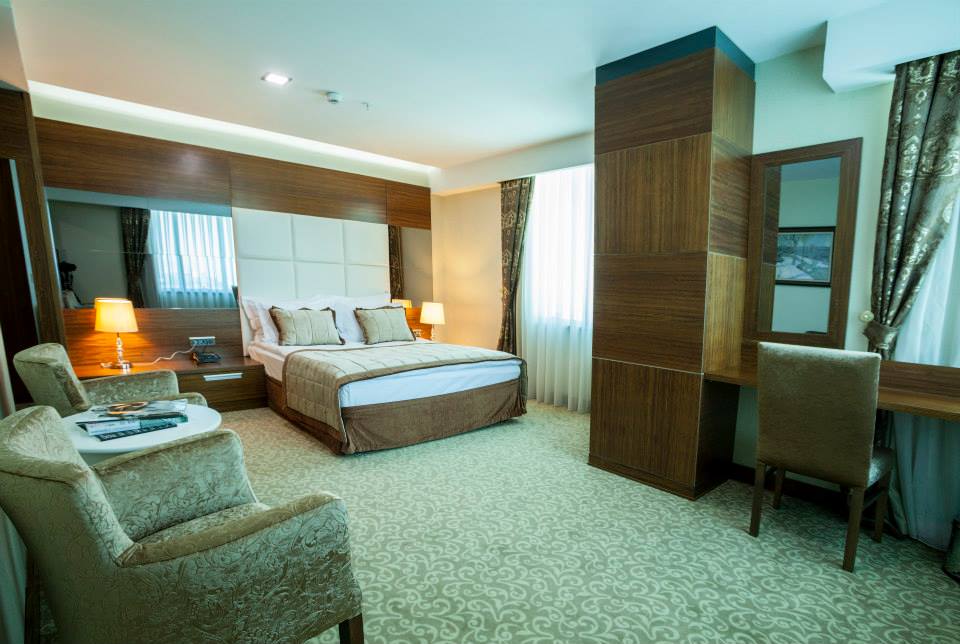 Vivaldi Ce Gold Hotel  