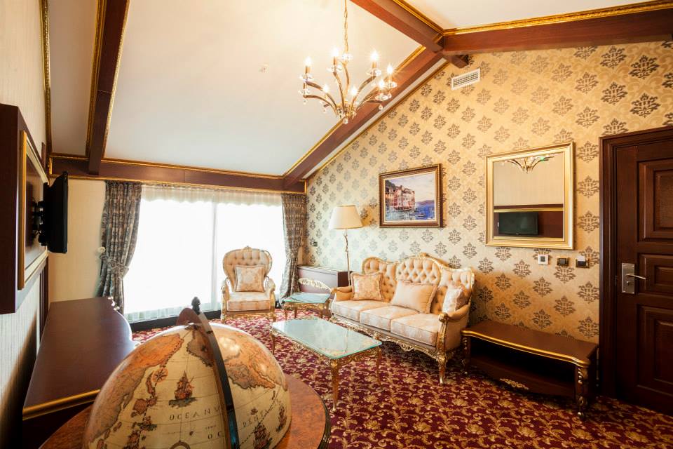 Vivaldi Ce Gold Hotel  