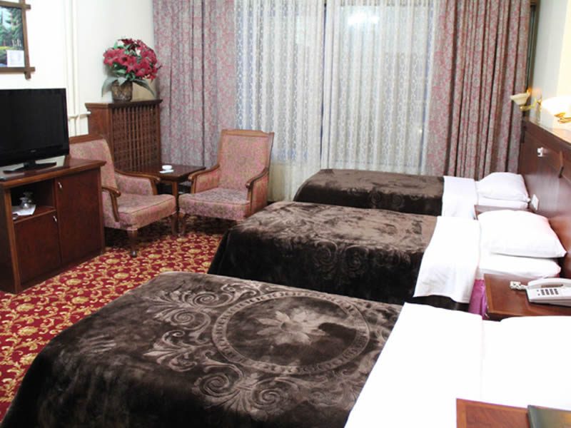 Zümrüt Otel  