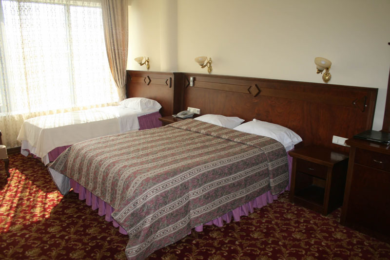 Zümrüt Otel  