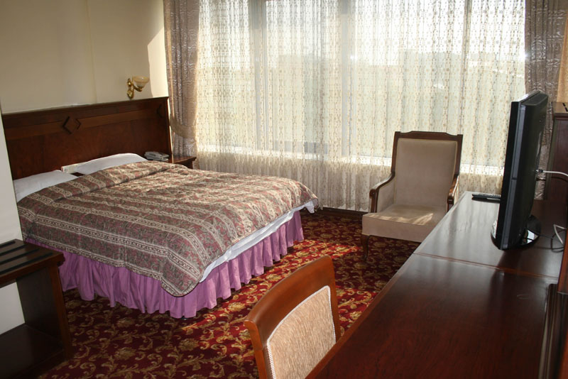 Zümrüt Otel  